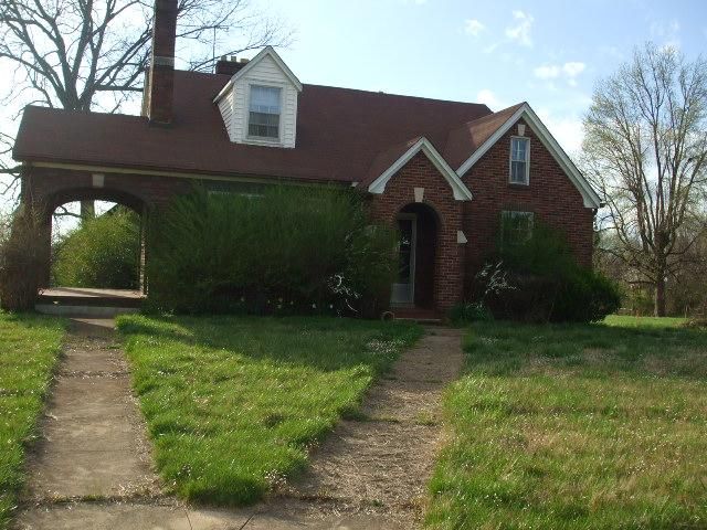 2113 South Main, Springfield, TN 37172