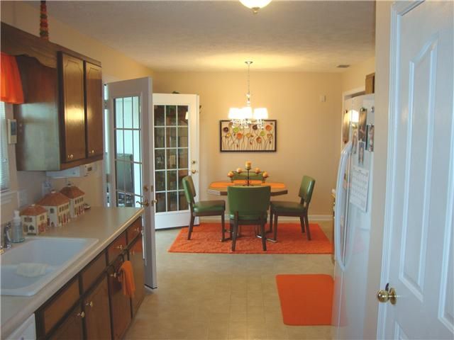 2922 Holsted Dr, Murfreesboro, TN 37128