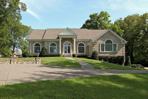 8234 Wikle Rd E, Brentwood, TN 37027