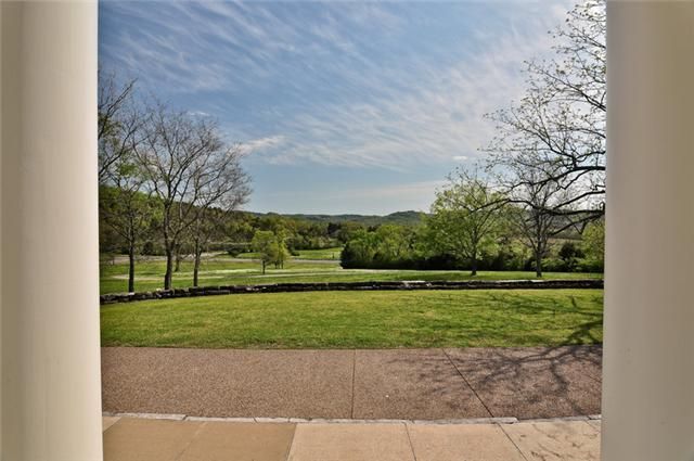 1015 Carlisle Ln, Franklin, TN 37064