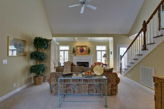 125 Polk Place Dr, Franklin, TN 37064