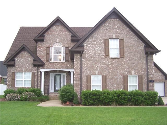 2312 Fox Creek Dr, Murfreesboro, TN 37127