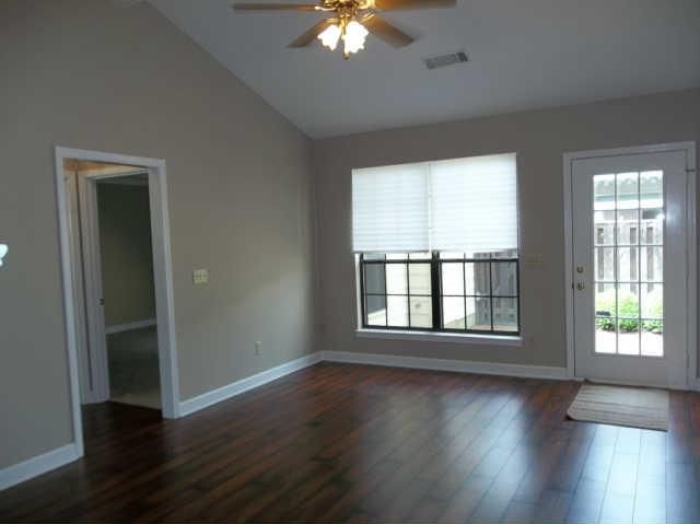 8921 Sawyer Brown, Nashville, TN 37221