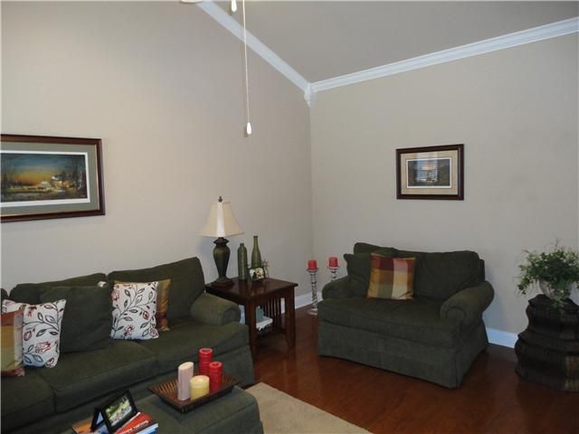 3028 Michalean Dr #18, Murfreesboro, TN 37128