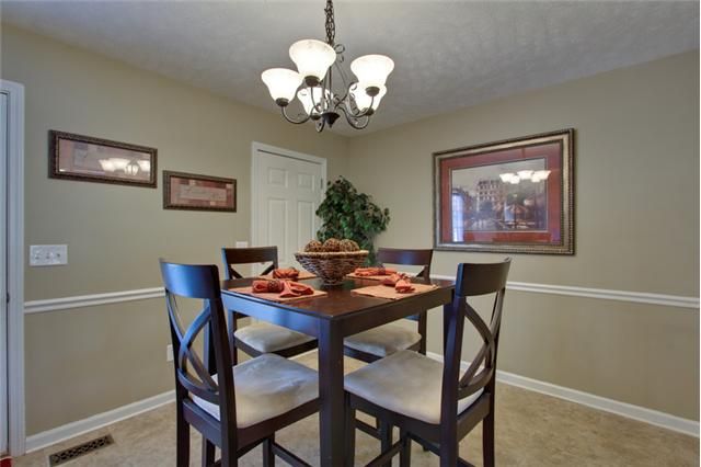 111 Towbridge Dr, Murfreesboro, TN 37129