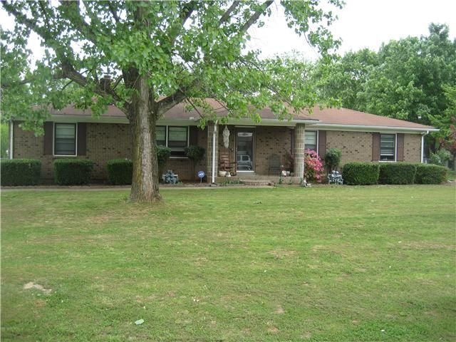4127 Cavalier Dr, Murfreesboro, TN 37129
