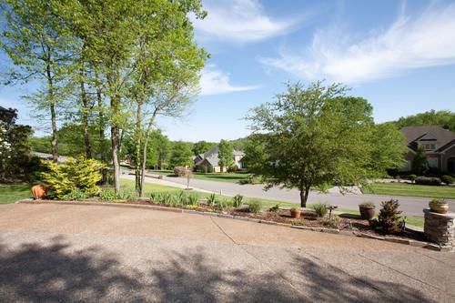 1218 Temple Crest Dr, Franklin, TN 37069