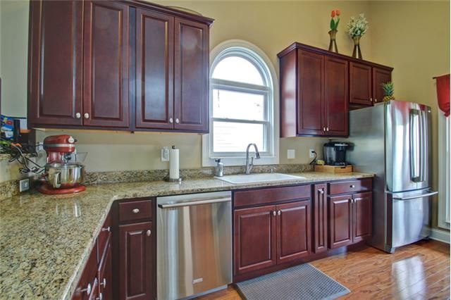 1633 Harpeth Run Dr, Nashville, TN 37221