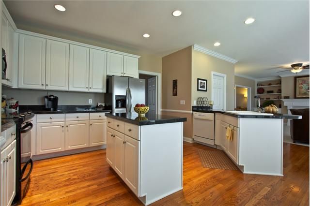 361 Lakemont Cir, Franklin, TN 37067