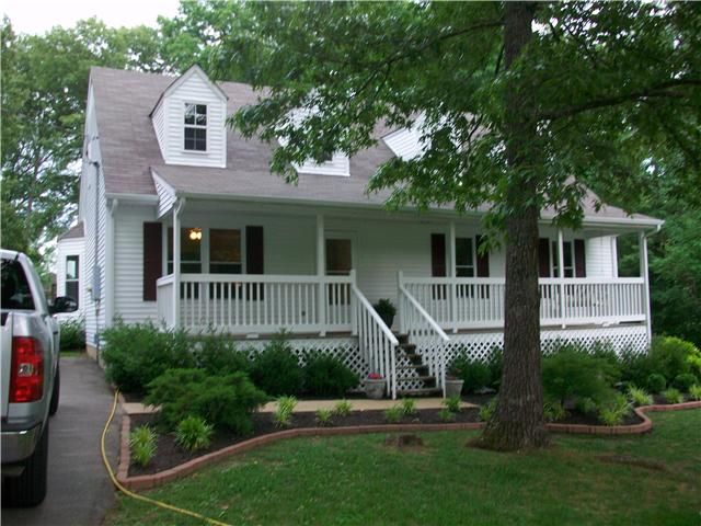 210 Nails Creek Dr, Dickson, TN 37055