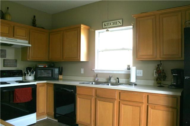 5004 Timber Trail Dr, Mount Juliet, TN 37122