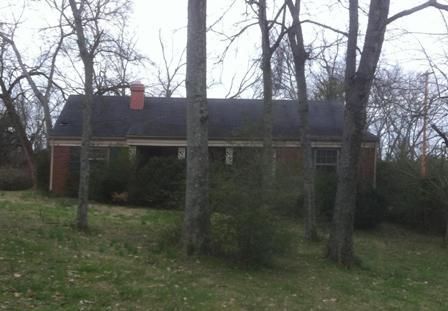 315 Shawnee Dr, Columbia, TN 38401