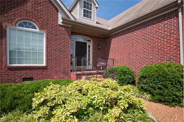 1101 Bob White Ln, Mount Juliet, TN 37122
