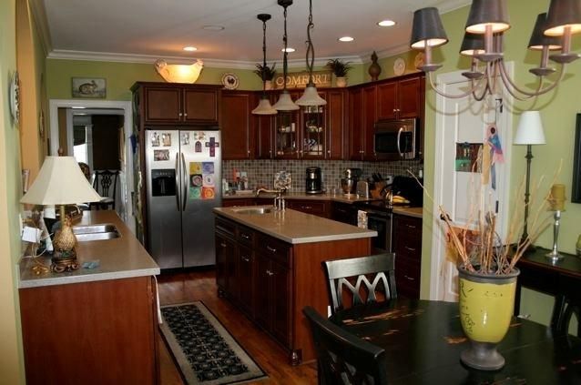 2037 Prestwick Dr, Murfreesboro, TN 37130