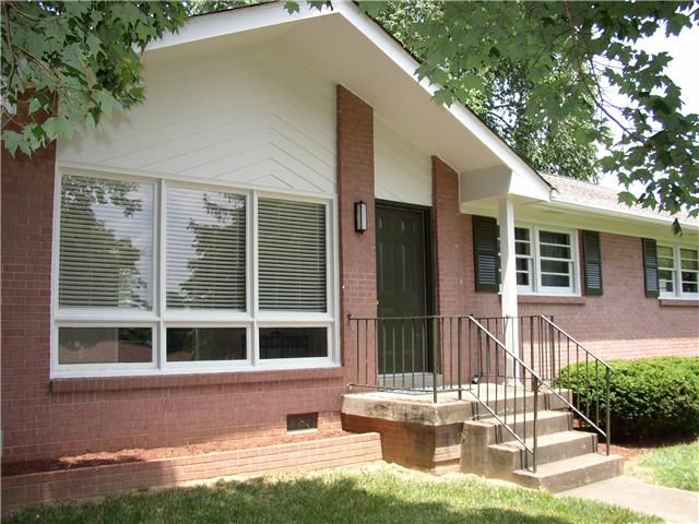 402 Ritchie Dr, Nashville, TN 37220
