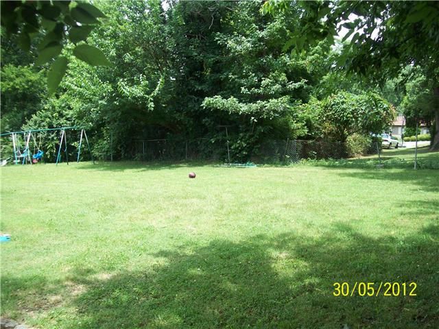 206 Oak Dr, Franklin, TN 37064