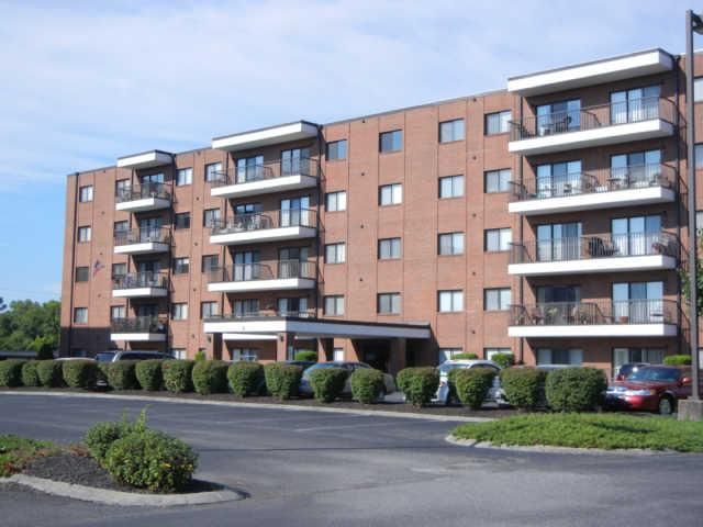 200 Sanders Ferry Rd #2401, Hendersonville, TN 37075