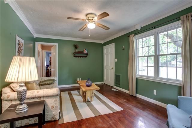 346 Fairlane Dr, Nashville, TN 37211