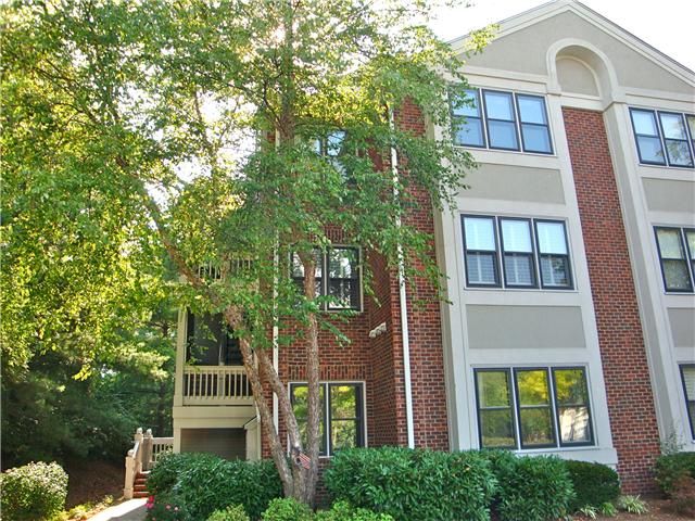 202 Ashlawn Ct, Nashville, TN 37215