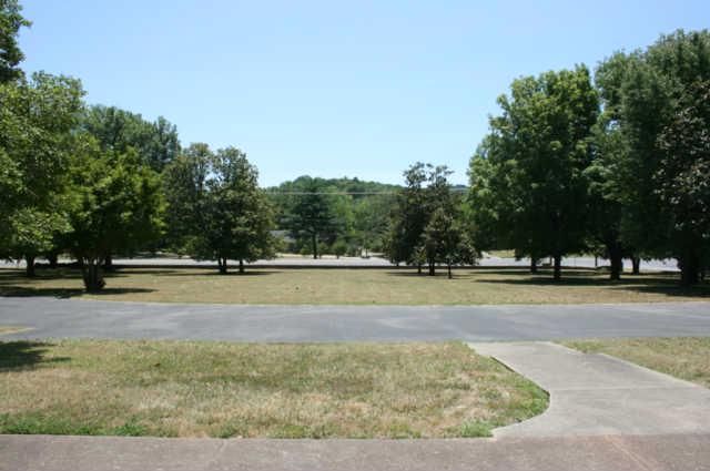 100 Brook Hollow Rd, Nashville, TN 37205