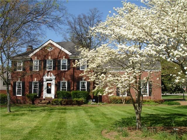 404 Honeysuckle Cir, Franklin, TN 37067