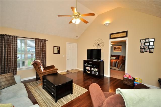 1219 Merton Dr, Murfreesboro, TN 37128