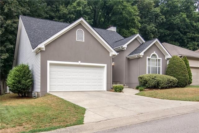 2521 Devon Valley Dr, Nashville, TN 37221