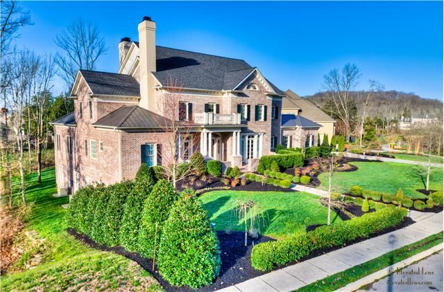 1089 Vaughn Crest Dr, Franklin, TN 37069