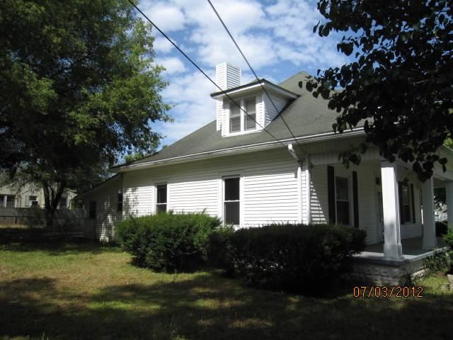 111 2nd Ave, Mount Pleasant, TN 38474