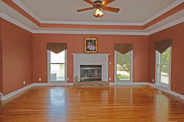 1832 Irby Ln, Murfreesboro, TN 37127