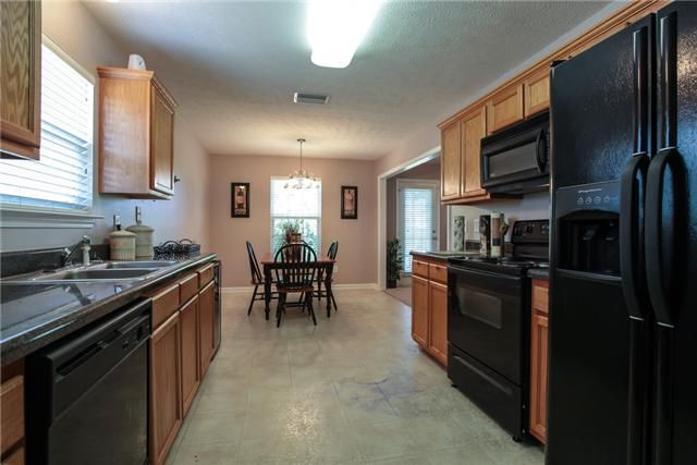 1883 Portview Dr, Spring Hill, TN 37174