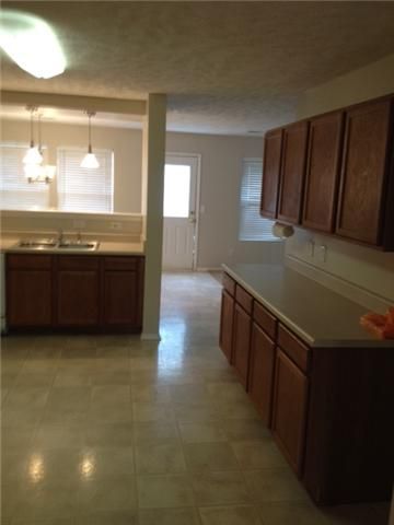 2851 Meadow Gln, Mount Juliet, TN 37122
