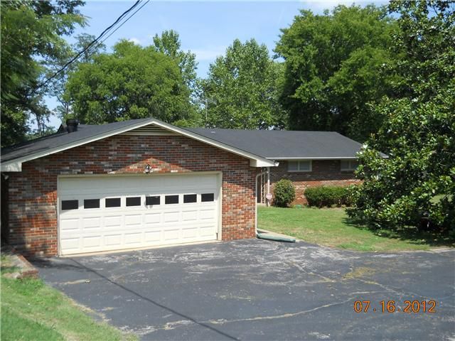938 Point View Cir, Mount Juliet, TN 37122