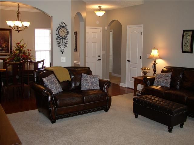 836 Daybreak Dr, Antioch, TN 37013