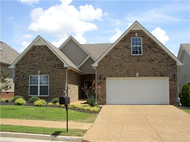 836 Daybreak Dr, Antioch, TN 37013