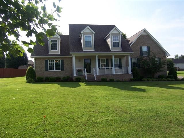 137 Covington Bnd, White House, TN 37188