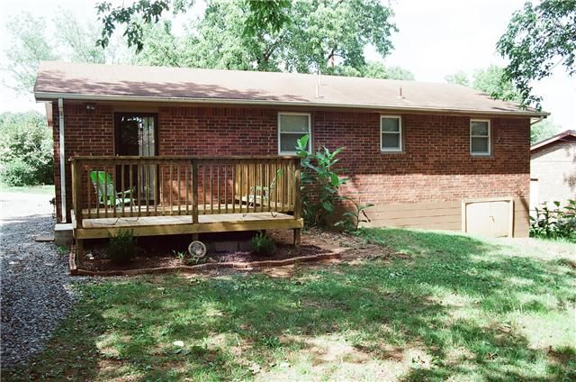 552 Singer Dr, Madison, TN 37115