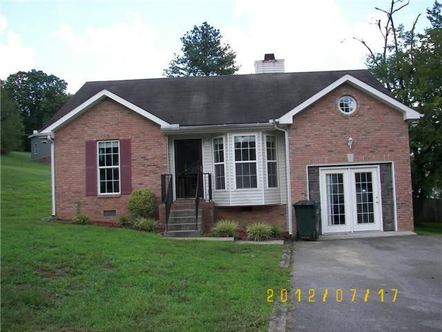 110 Tices Spring Ct, Dickson, TN 37055