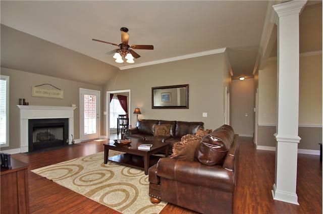 314 Maple Hill Rd, Lebanon, TN 37087