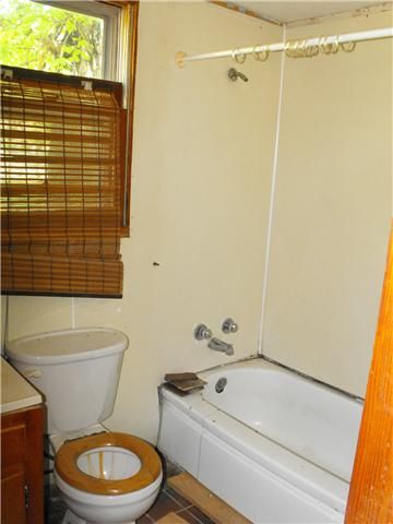 106 Kaiser Cir, Dickson, TN 37055