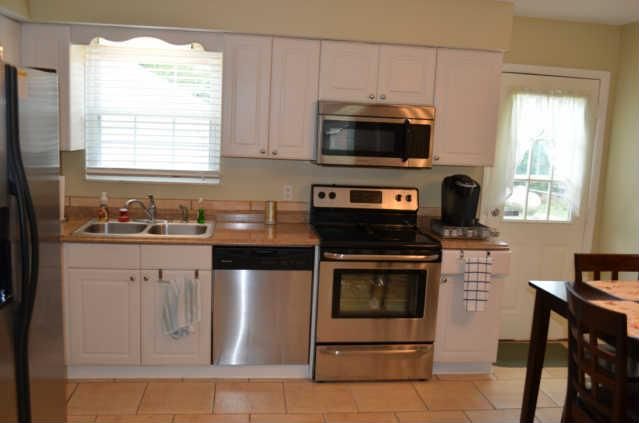 221 Sunny Acre Dr, Mount Juliet, TN 37122