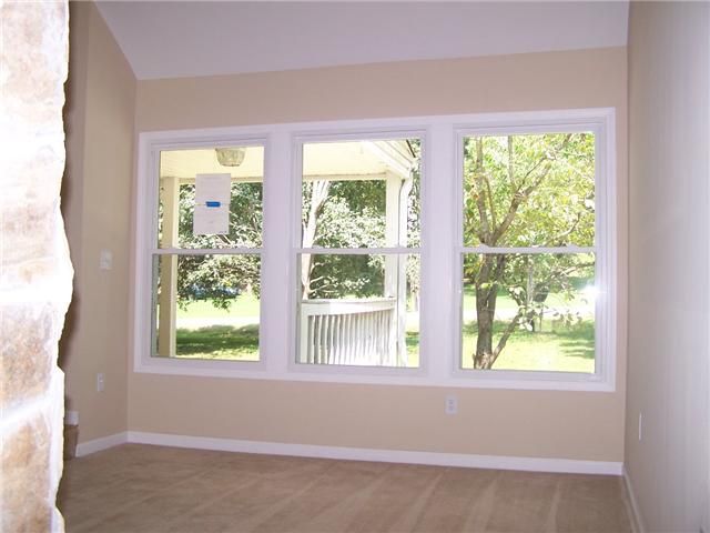 516 Lovell Dr, Mount Juliet, TN 37122