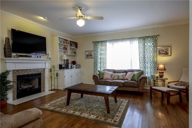 816 Shadowlawn Ct, Franklin, TN 37069