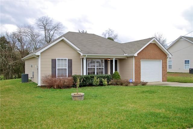 126 Breeze Dr, Murfreesboro, TN 37129