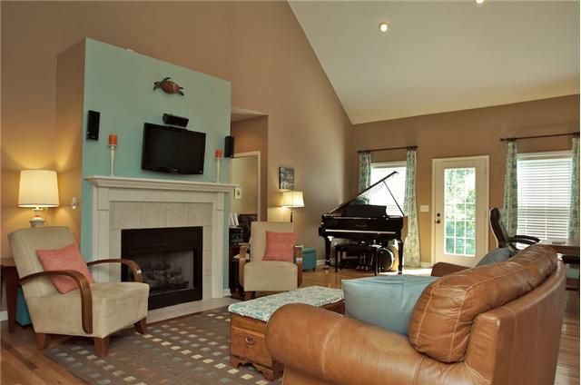 4963 Walden Rd, Greenbrier, TN 37073