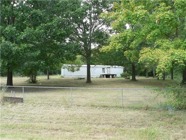 160 Crestview Dr, La Vergne, TN 37086