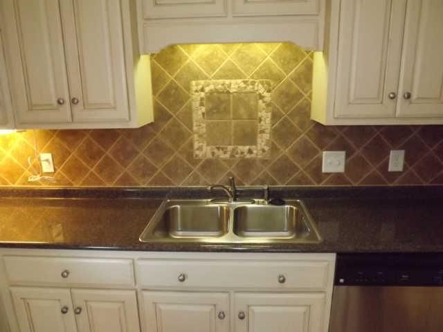 1086 Evan Ct, Gallatin, TN 37066
