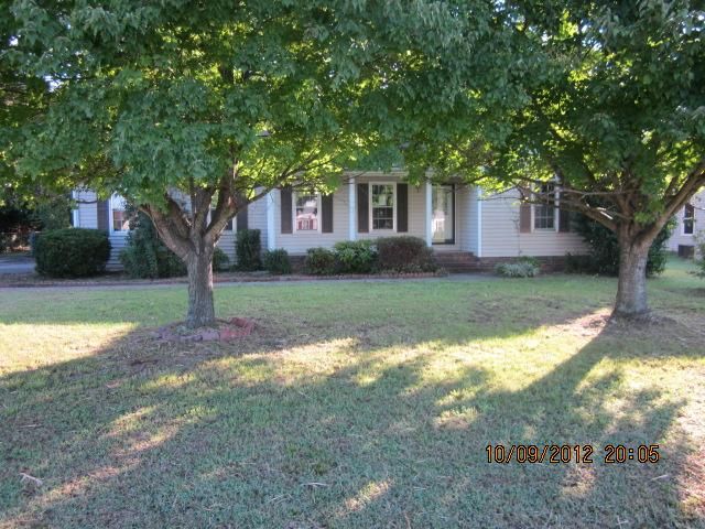 2105 Hiwassee Ct, Murfreesboro, TN 37127