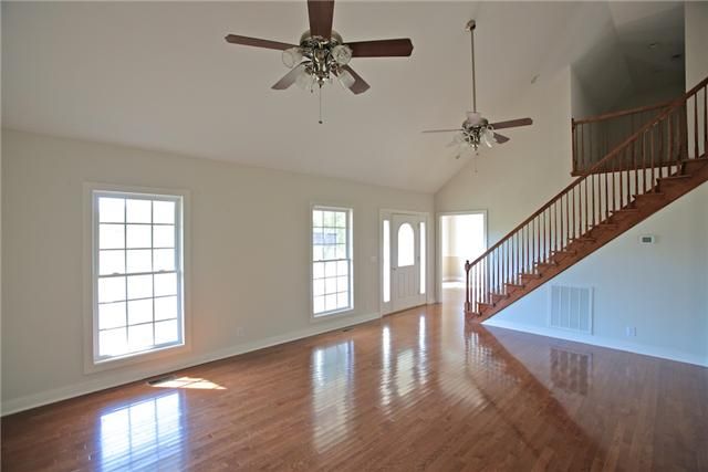 2455 Pleasant View Rd, Pleasant View, TN 37146