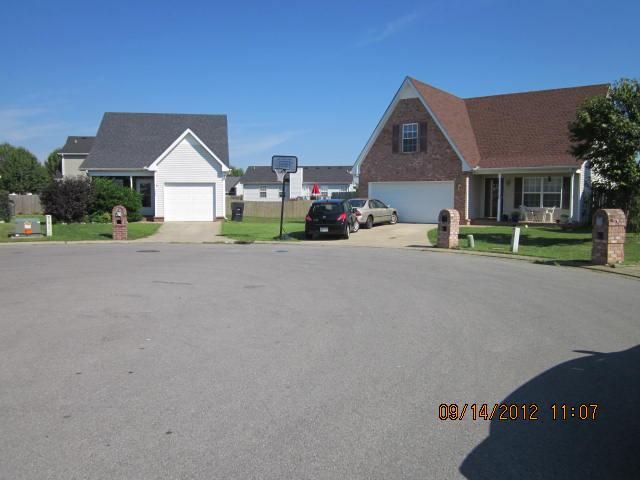 1511 Killarney Dr, Murfreesboro, TN 37128